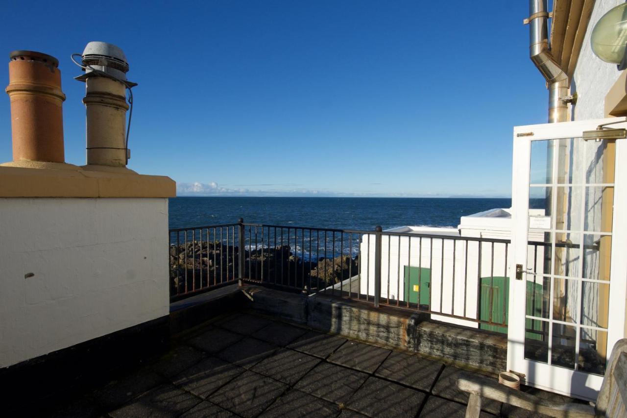 Corsewall Lighthouse Hotel Kirkcolm Extérieur photo